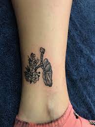 November is lung cancer awareness month. Pin On Outline Tattoos