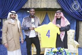 مفاجأة في وجهة يحيى الشهري القادمة. Ø§Ù„Ø¥Ø¯Ø§Ø±Ø© ØªÙˆØ¯Ø¹ ÙŠØ­ÙŠÙ‰ Ø§Ù„Ø´Ù‡Ø±ÙŠ ÙˆØ§Ù„Ù…Ù‡ÙŠØ¯Ø¨ ÙŠØ¯Ø¹Ù… Ø¨Ù…Ù„ÙŠÙˆÙ† Ø£Ø®Ø¨Ø§Ø± Ø§Ù„Ø³Ø¹ÙˆØ¯ÙŠØ© ØµØ­ÙŠÙØ© Ø¹ÙƒØ§Ø¸