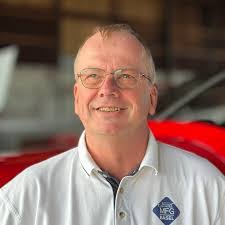 Roger Gander's Instagram, Twitter & Facebook