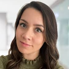 Angela Koss's Instagram, Twitter & Facebook