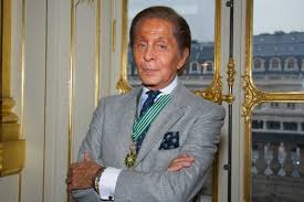 Valentino Garavani, Fashion Titan Who Dressed Pop, Hollywood, and Royal Stars, Dead at 93