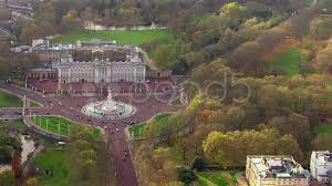 4k 00:20 aerial view of buckingham palace the queen's official london residence home and a working royal palace feat. Aerial View Of Buckingham Palace And The Stock Video Pond5