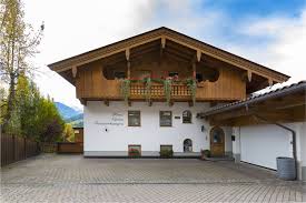 To offer you a more personalised experience, we (and the third parties we work with) collect info on how and when you use skyscanner. Ferienwohnung Alpbach Alpbachtal Ferienwohnung Haus Alpina