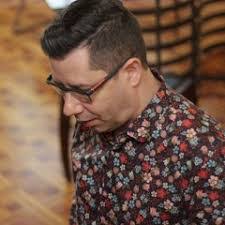 Fred Reis's Instagram, Twitter & Facebook