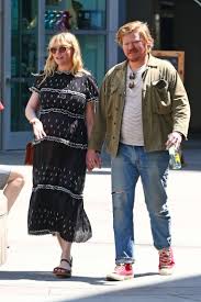 Kirsten dunst and her husband, landry from friday night lights, who some may know by his real name, jesse plemons. Kirsten Dunst With Husband Out In Hollywood 05 Gotceleb
