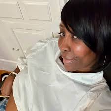 Not even trying to be funny, I definitelyyyyyy thought she was in her mid  to late 40s. That fact that she's only 37 is 🤯