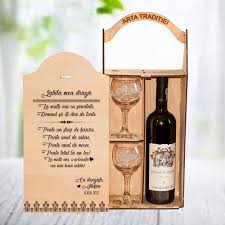 Descoperiți detalii referitoare la prețuri și ultimele promoții. Set Cadou Personalizat De Èampanie Vin Amaretto Sau Whisky Aniversare IubitÄ La MulÈi Ani Arta Traditiei
