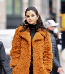 Born july 22, 1992) is an american singer, actress, and producer. See Selena Gomez S First Official Blonde Photo