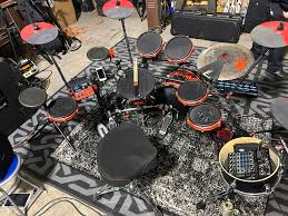 For all you play-along folks — here's a quick, free way to remove drums  from songs.