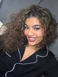 Nail Salon Professionals in Winsford, CHE, Gb