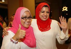 Dengan berkat doa, hasrat ikhlas dijiwa kami berusaha dengan setia berikrar berjanji, bersatu, teguh hati pertahan kedaulatan bangsa merdeka. Puteri Umno Risau Ahli Mentah Termakan Pujukan Parti Baru Berita Projekmm