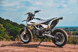 Rate The Husky Out Of 10 -------------------------------------- Husqvarna 701 Supermoto Supermotard Motorcycle Friends Supermofools Crazy Yamaha Motori