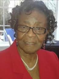 Estelle Bradstreet Smith (1934-2023)