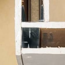 Comment Fixer Les Jonctions En Angle Droit Plaque De Platre Placo Cloison Placo