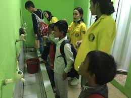 Kegiatan acara berkemah di homeschooling alam. Vokasi Ui Pupuk Semangat Siswa Sekolah Master Masjid Terminal Depok Program Pendidikan Vokasi Universitas Indonesia