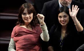 La sexualidad tiene que ser súper libre, y me abriría a la. Camila Karol Y Las Tensiones Internas Que Recorren Al Pc El Mostrador