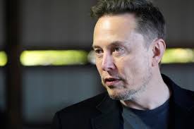 Akcie Tesly prudko vyskočili: Musk investoval miliardu dolárov a posilnil  dôveru investorov