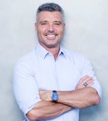 Samsung ve saran holding'ten akıllı içerik! Cenk Sarikaya Ar Twitter Saran Holding Sadece Gelir Vergisi Ile Ilk 100 E Girmekle Yetinmedigi Gibi Sosyal Yardimlarda Da Turkiye De Ilk 20 De Boyle Bir Ekibin Parcasi Olmaktan Calistigim Sirketten Ve Patronum