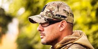 Hat with sunglasses notch