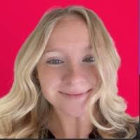 Sarah Varner's Instagram, Twitter & Facebook