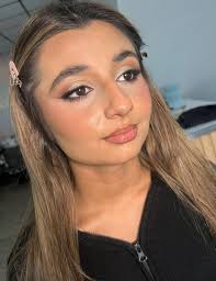 Lori Laing Makeup Artistry💋🪄 (@lorilaingmakeupartistry) • Instagram  photos and videos