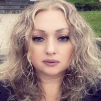 Cheryl Newby's Instagram, Twitter & Facebook