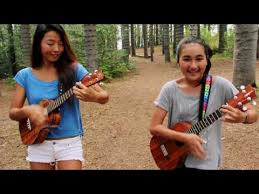 Cynthia is a popular ukulele player and teacher on youtube. Honoka Azita Fast Fingered Ukulele Playing Duo From Hawaii The Music Man