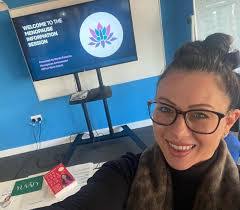 Mandy Douglas's Instagram, Twitter & Facebook