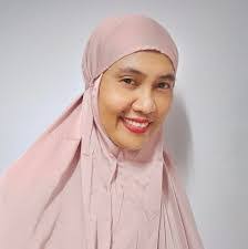 Jamie Lampman's Instagram, Twitter & Facebook