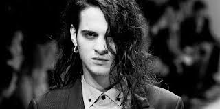 Eric Clapton dio positivo de coronavirus y tuvo que cancelar dos recitales