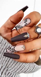 These short nail designs range from minimalist details to graphic shapes. 40 Beautiful Nail Design Ideas To Wear In Fall Dark Grey And Blush Nails