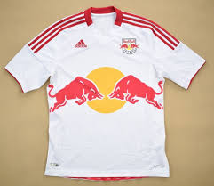 The official website of fc red bull salzburg with news and background information about the club and the teams, an interactive fan zone and our online shop. 2012 13 Red Bull Salzburg Shirt M Football Soccer European Clubs Other European Clubs Classic Shirts Com