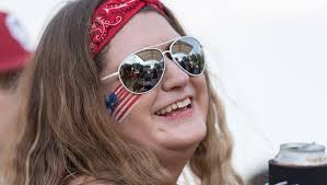 Little Barrel crooners fill Blue Diamond Park with country