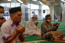 See more of penang prayer times | waktu solat pulau pinang on facebook. Pkpb Pahang Larang Budak Warga Asing Solat Jemaah Di Masjid Berita Projekmm