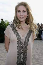 Elizabeth Mitchell Elizabeth Mitchell Celebrities Female Elizabeth