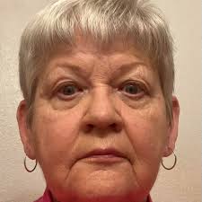 Aldi brand ice cream beats Target's in college dorm