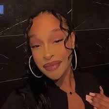 Abbie Gates (@abbiegates)