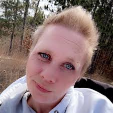 CURFEW The City of Marshfield enforces year round the following curfew  ordinance: • Children age 12 and under must be home prior to 9:00 p.m.  every day of the week. • Persons