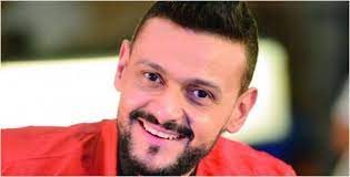 وكتب رامز جلال عبر حسابه الرسمى على أنستغرام: Ø´Ø§Ù‡Ø¯ ØªØ³Ø±ÙŠØ¨ ÙÙŠØ¯ÙŠÙˆ Ù„Ù€ Ø±Ø§Ù…Ø² Ø¬Ù„Ø§Ù„ Ø£Ø«Ù†Ø§Ø¡ ØªÙ‚Ø¯ÙŠÙ…Ù‡ Ø¨Ø±Ù†Ø§Ù…Ø¬ Ø±Ø§Ù…Ø² Ù…Ø¬Ù†ÙˆÙ† Ø±Ø³Ù…ÙŠ 2021 ØªØ±ÙƒÙŠØ§ Ø§Ù„Ø¢Ù†