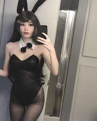 Emiru sexy