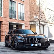 Mercedes Benz Official Classic Cars Daimler S Online Place For Hd Content Follow Us And Find Out Your Ideal Cars Mercedes Benz Amg Mercedes Car Mercedes Benz