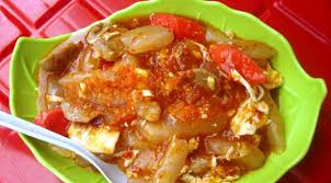 Panaskan minyak dengan api sedang, masukan bumbu, masak sampai aromanya tercium. Resep Dan Cara Membuat Seblak Basah Pedas Dan Gurih Wahyuni3ap2