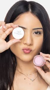 Had an amazing time collaborating with these talented folks!  👄📸@rose_petals24 @kiss.dazzling.beauty @n.eenaa @tropicproductions77  @sandraakaliz Stay tuned for more! , #kissdazzlingbeauty #lipproducts ...