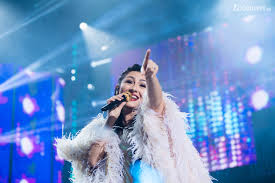 Andra a schimbat mai multe ținute, a dansat, a cântat excepțional și a oferit un spectacol de nota 10. Foto Andra Aievea La Sala Palatului Din Bucuresti 2018 Iconcert Ro