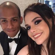 Carlos Morris (@CharlesJMorris)