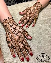 Jul 06, 2021 · you will get to see traditional bridal blouse designs like simple blouse designs 2021 and simple latest blouse design in some of these pictures. 30 Flaunt Worthy Back Hand Mehendi Designs Indian Brides Will Love Shaadisaga