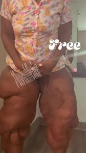 Walking Com ft. Pearaddiction: Black, BBW, Mature, Big Ass, Amateur Porn |  Faphouse