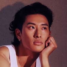 Annie Mai's Instagram, Twitter & Facebook