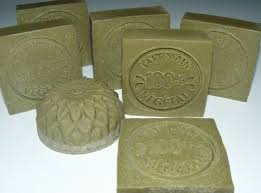 Savon Menager Savon Comment Fabriquer Du Savon Recettes De Savon