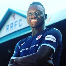 Tous les résultats et scores des matchs de foot : Fernandy Mendy Je Ne Suis Personne Juste Un Etre Humain Qui Joue Au Football
